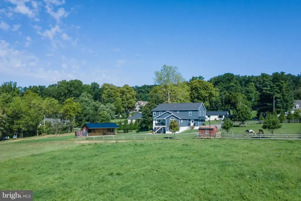 5268 Diem Rd, NEW HOLLAND