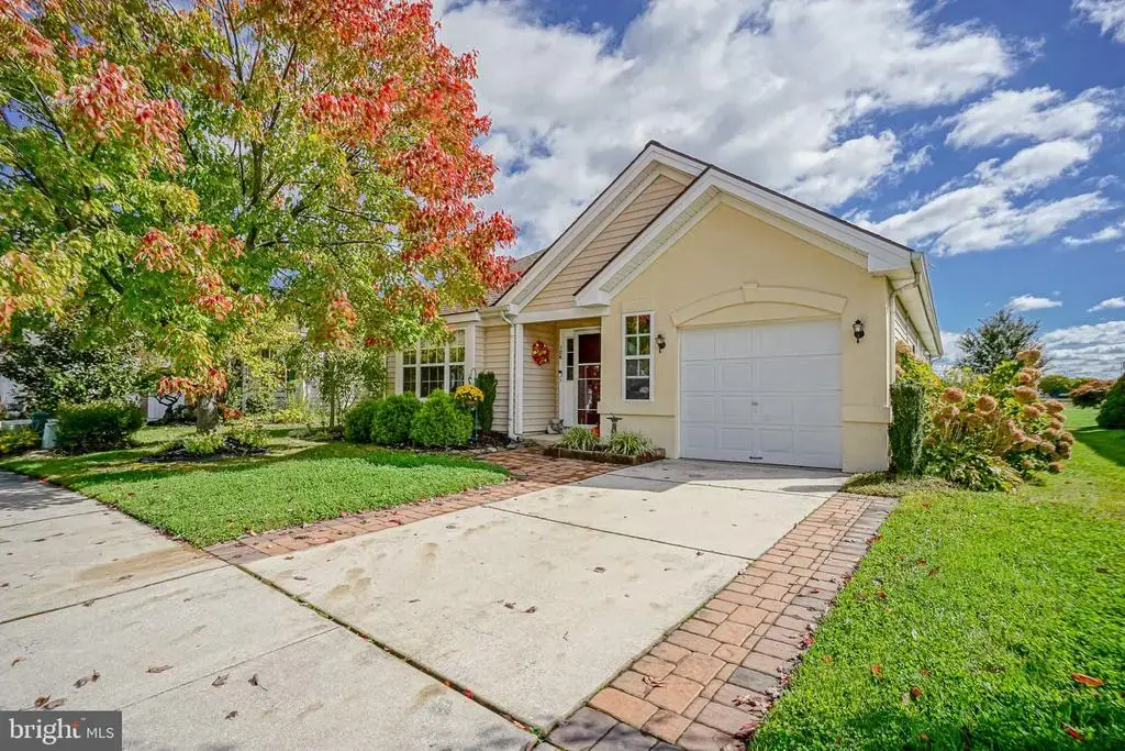 126 Sandpiper Ln, WEST DEPTFORD