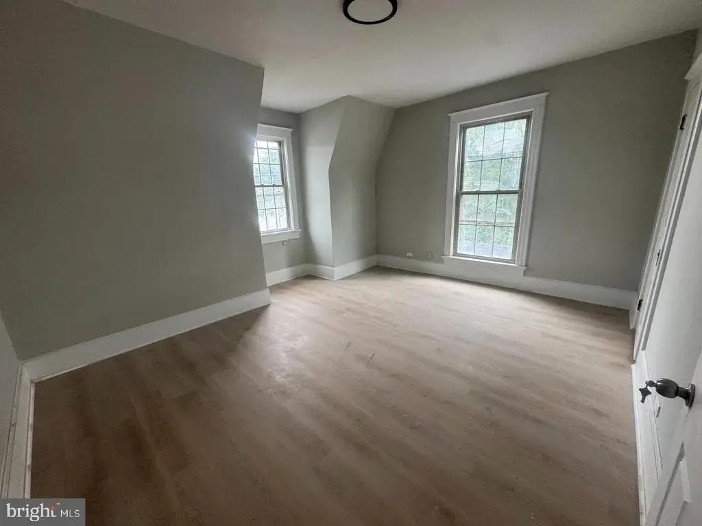 15 South Welles Ave #2, KINGSTON