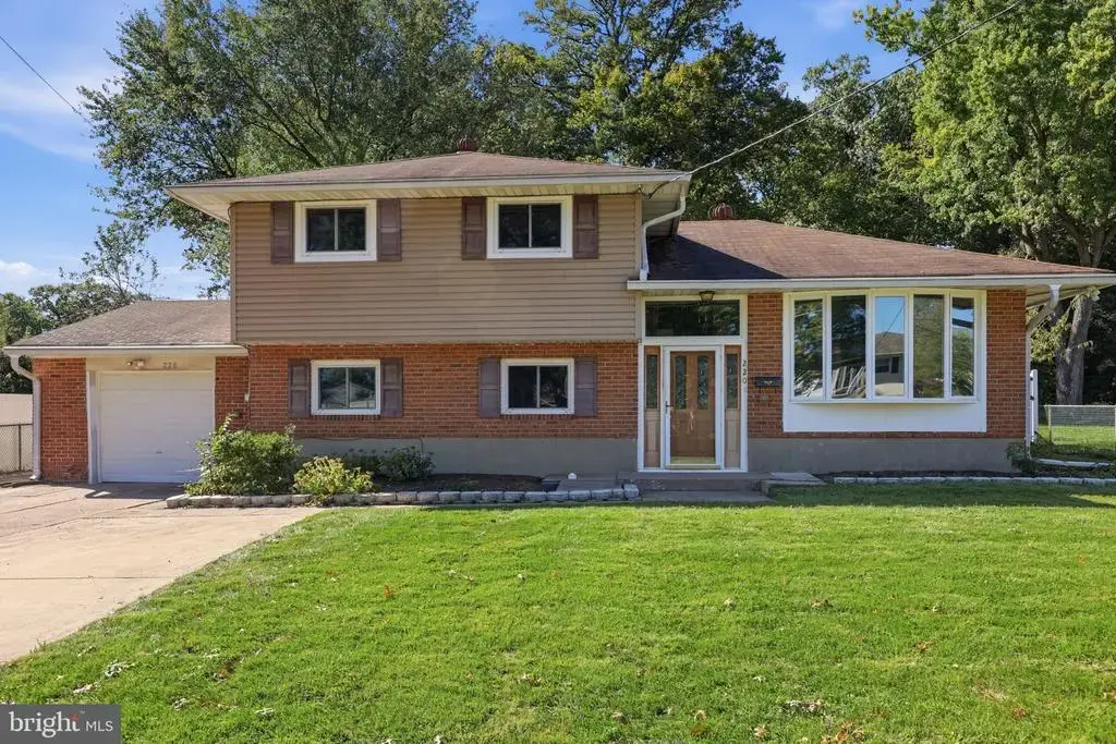 220 Downing Rd, SOMERDALE
