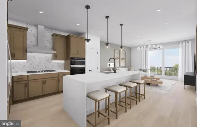 125 Kinsale Pl #113, National Harbor