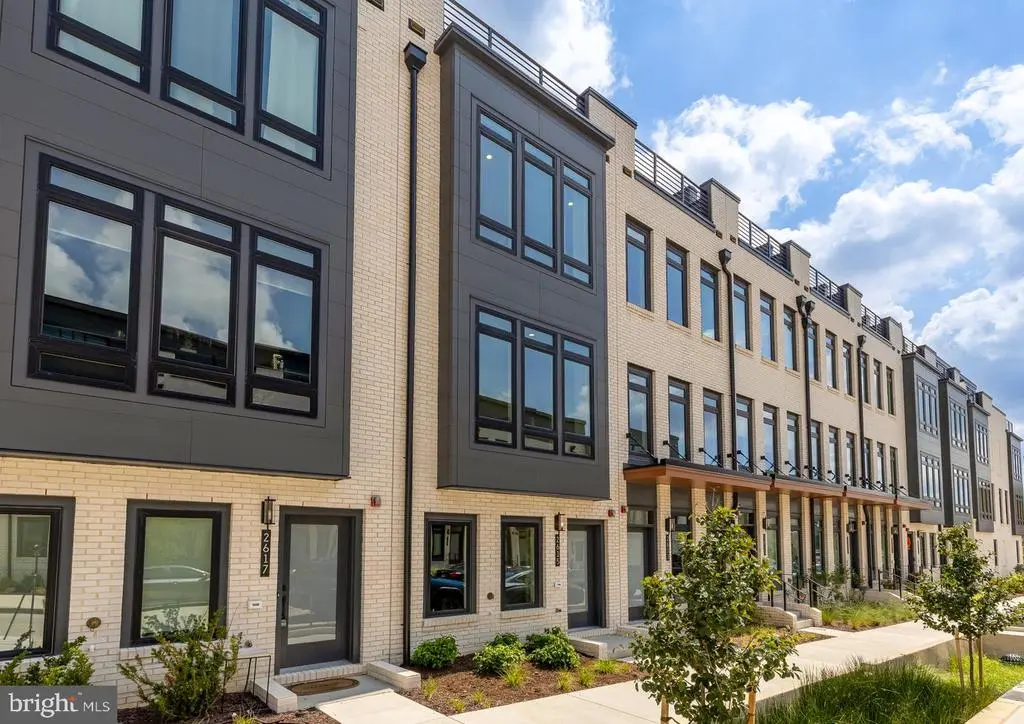 2615 Olmsted Ct Nw, WASHINGTON