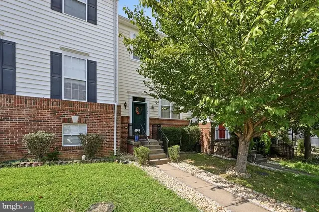 15364 Bronco Way, Woodbridge
