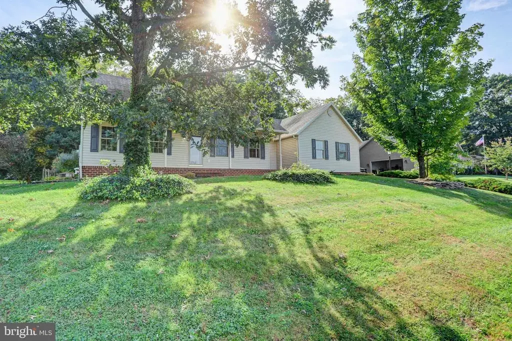 6985 Augusta National, FAYETTEVILLE