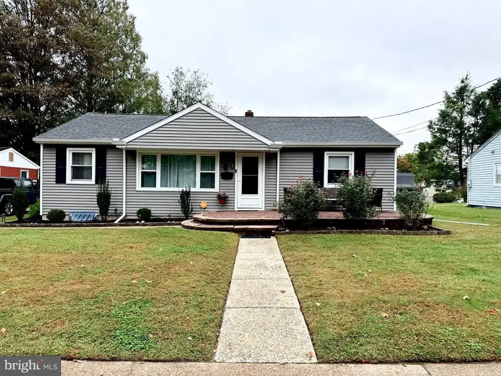 7 Bryn Mawr Ave Ave, STRATFORD