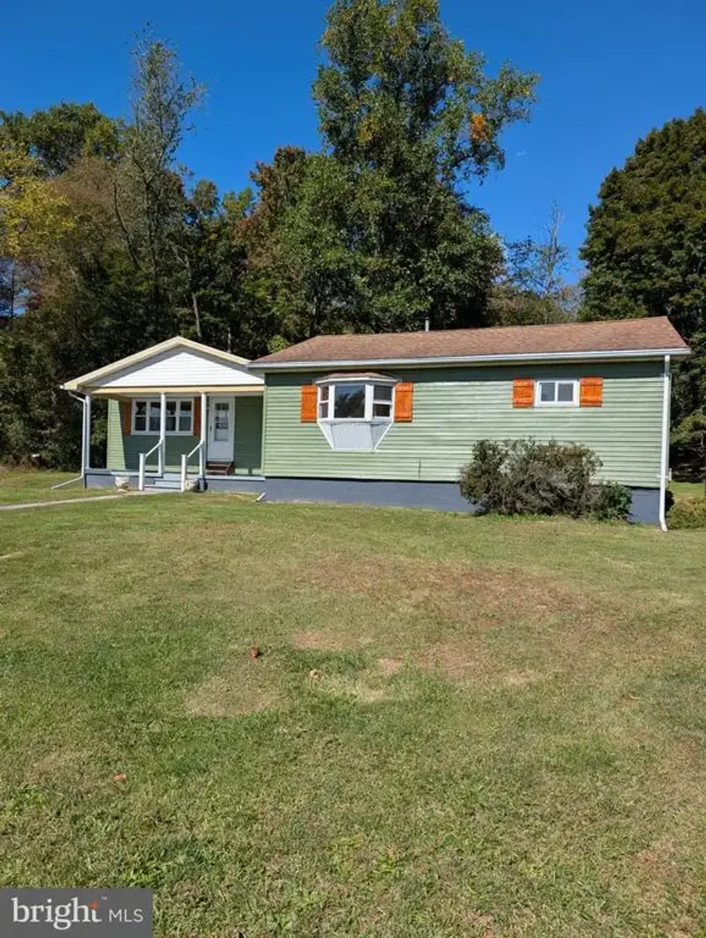 38 W Donaldson St, TREMONT