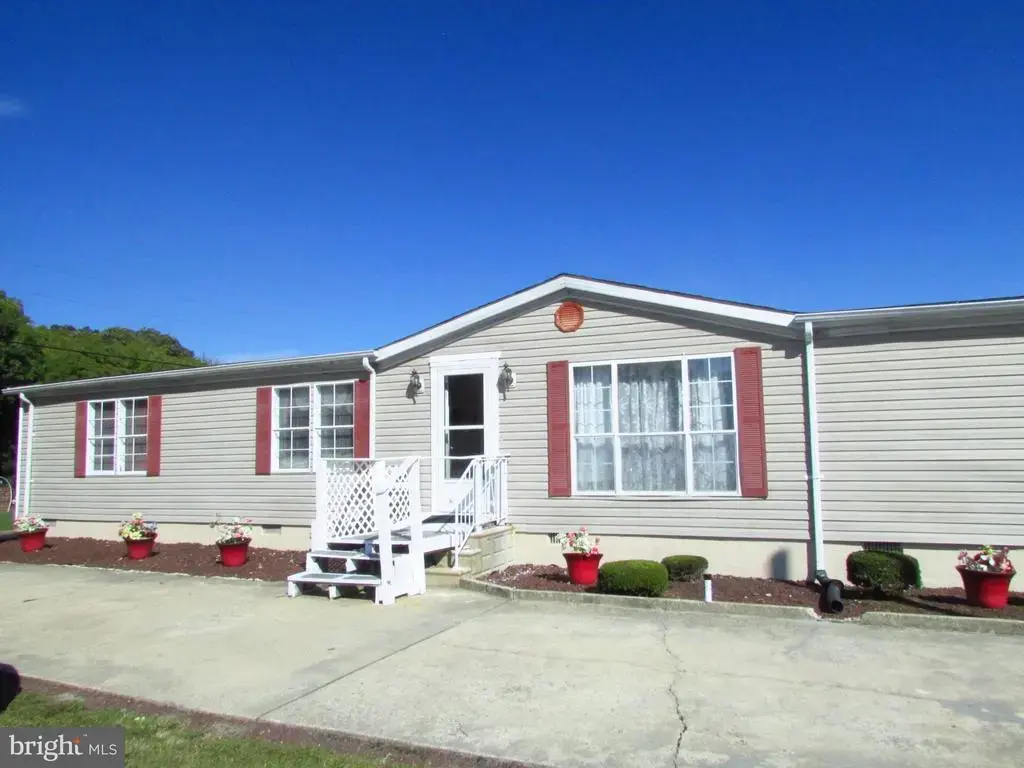 10272 Concord Rd, SEAFORD