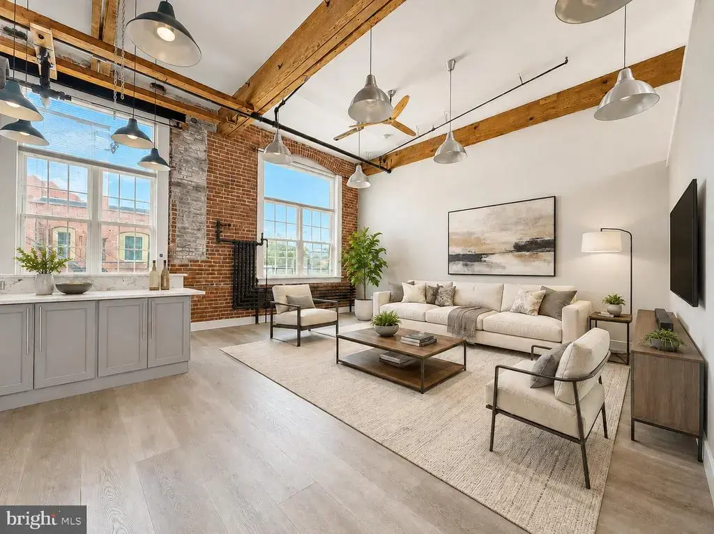 1822 E Glenwood Ave #205, PHILADELPHIA