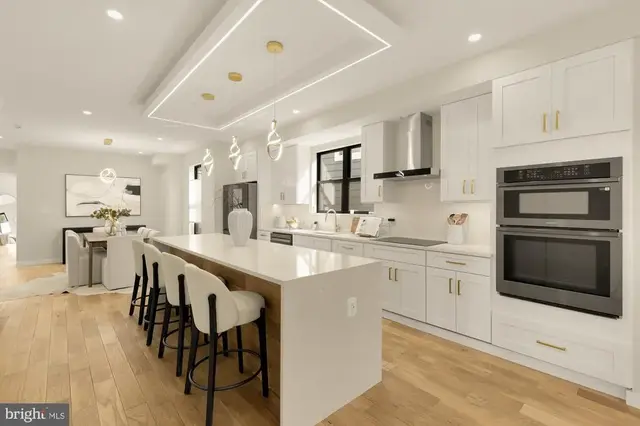 1516 Levis St Ne #1, Washington