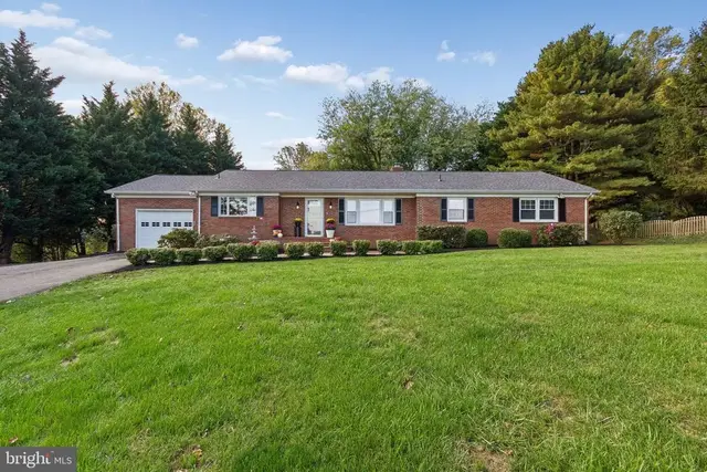 7441 Bear Wallow Rd, Warrenton