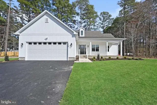 26242 Arrowwood Ct, Salisbury