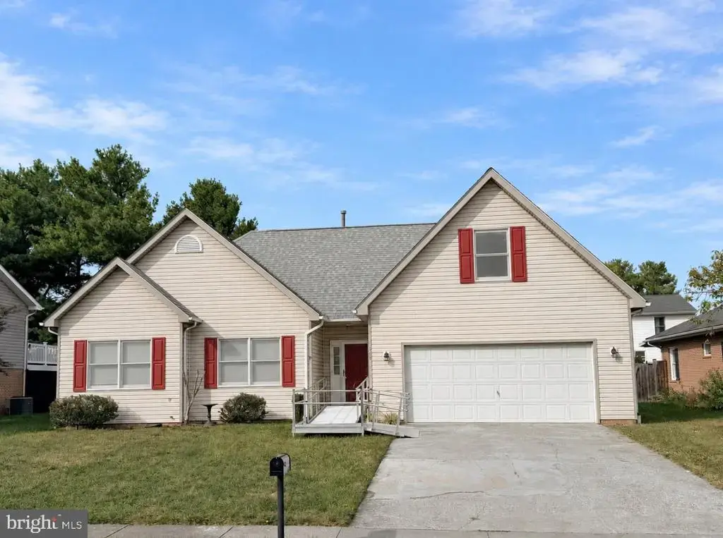 318 Stonehenge Rd, WINCHESTER