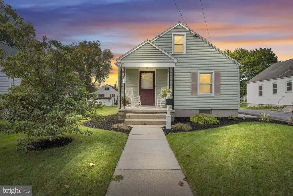 111 S Mill St, CLEONA
