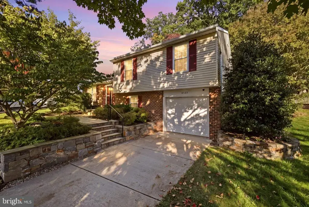 8523 Hayshed Ln, COLUMBIA