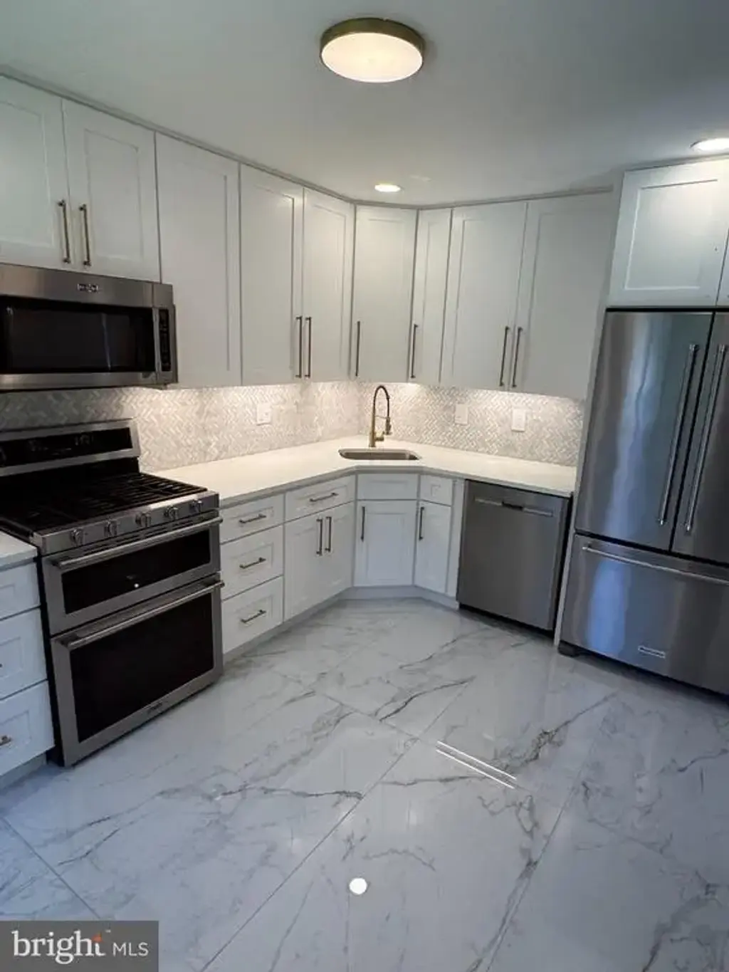 305 Kettering Ct, MARLTON