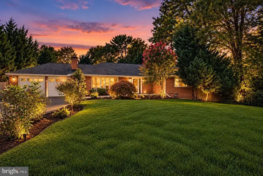 7608 Quintana Ct, BETHESDA