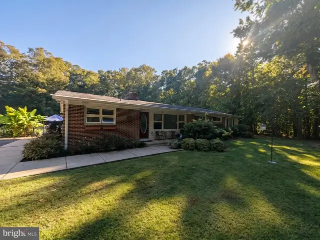 9075 Mitchell Rd, La Plata