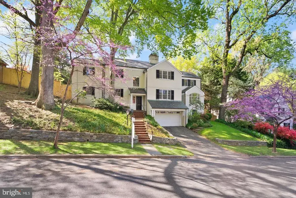 5152 Manning Pl Nw, WASHINGTON