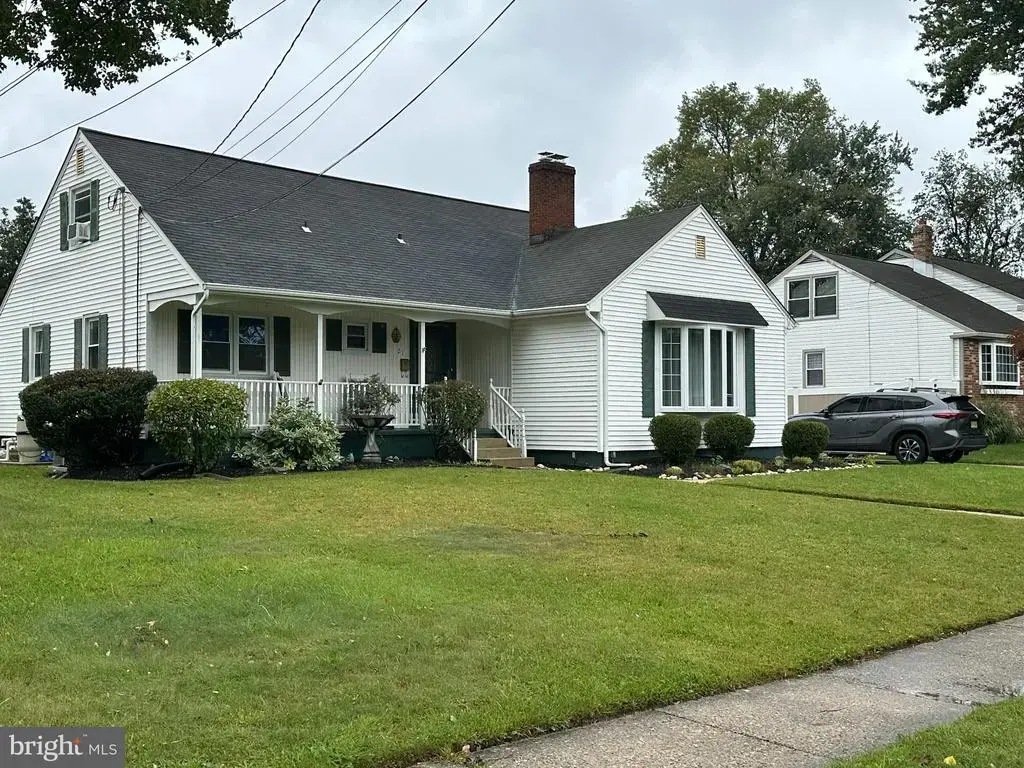 211 S Woodstock Drive Dr, CHERRY HILL