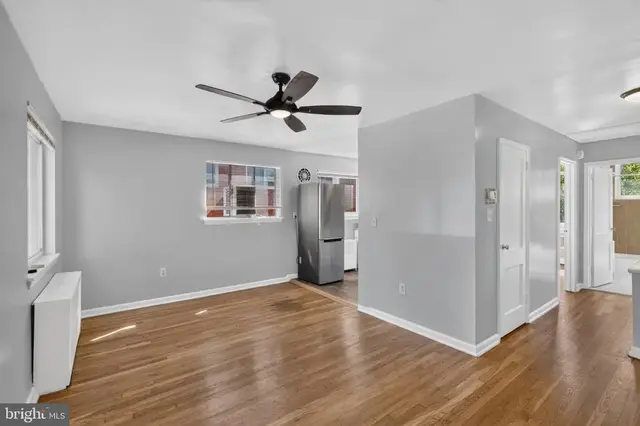 206 Webster St Ne #2, Washington