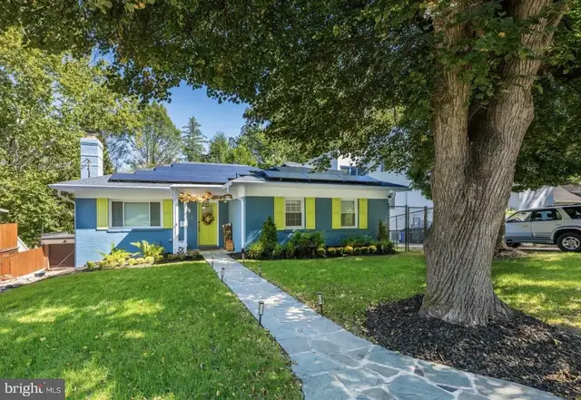 2225 Sudbury Rd Nw, Washington