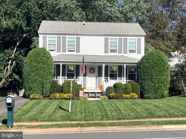 13509 Princedale Dr, Woodbridge