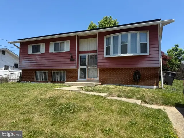6808 Valley Park Rd, Capitol Heights