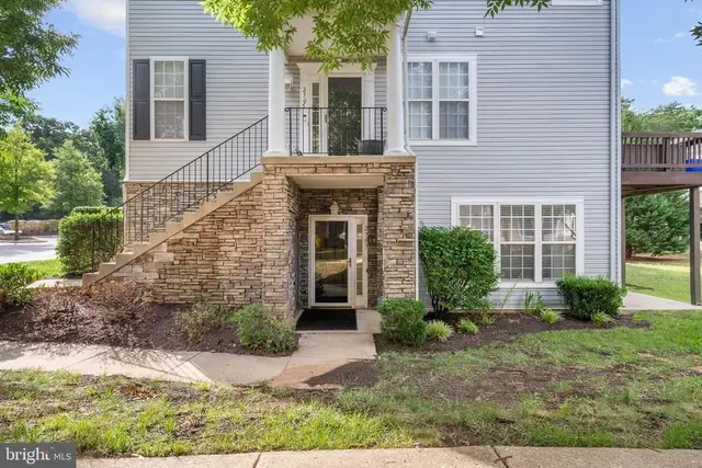 2703 Oak Leaf Ct #2703, Odenton