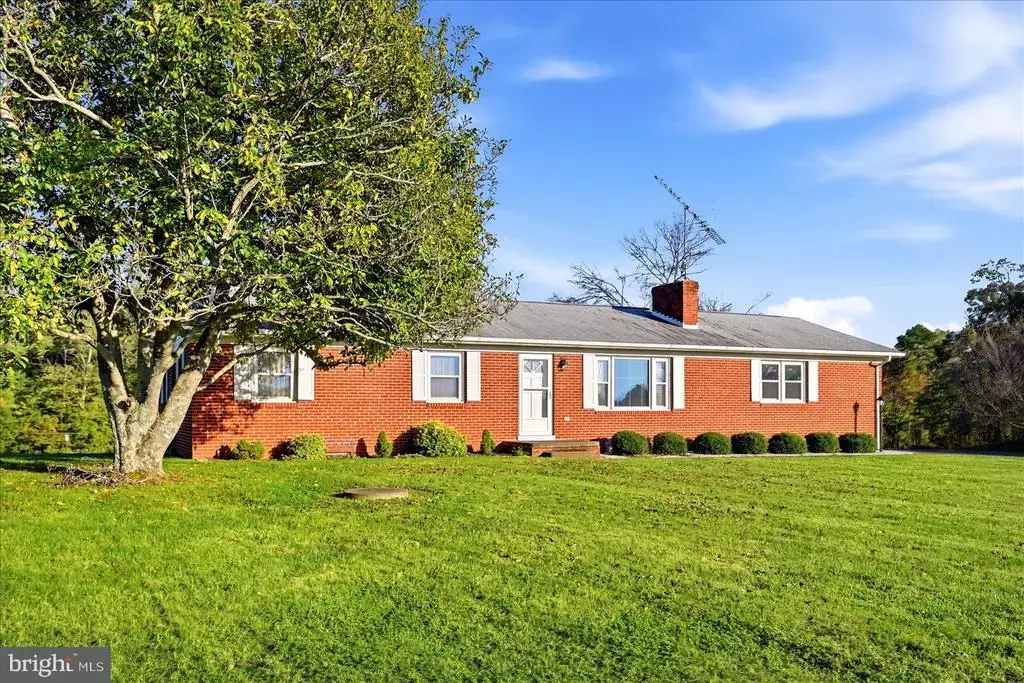 17195 Reva Rd, CULPEPER