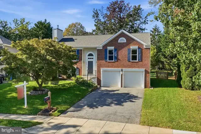 905 Sweet Gum Ct, Frederick