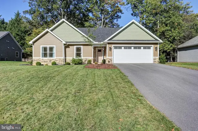 6512 Pullhook Ln, Fayetteville