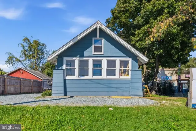 1172 Elkton Rd, Newark