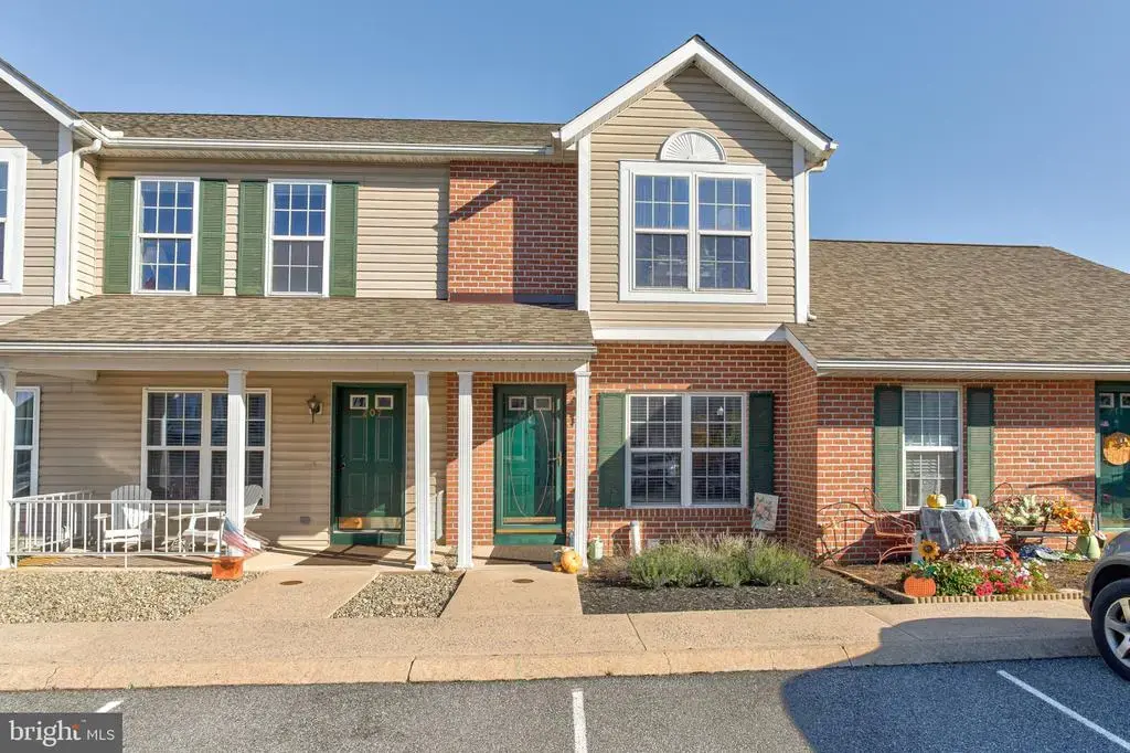 209 Fieldstone Ln, BELLEFONTE