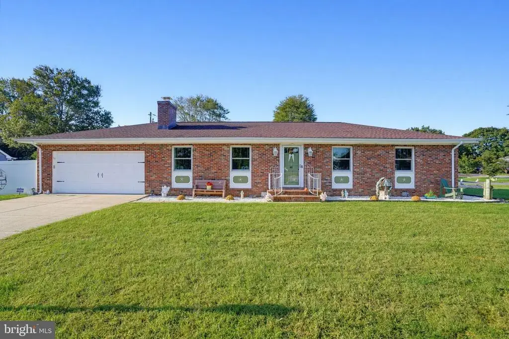 18204 Holly Ln, LEWES