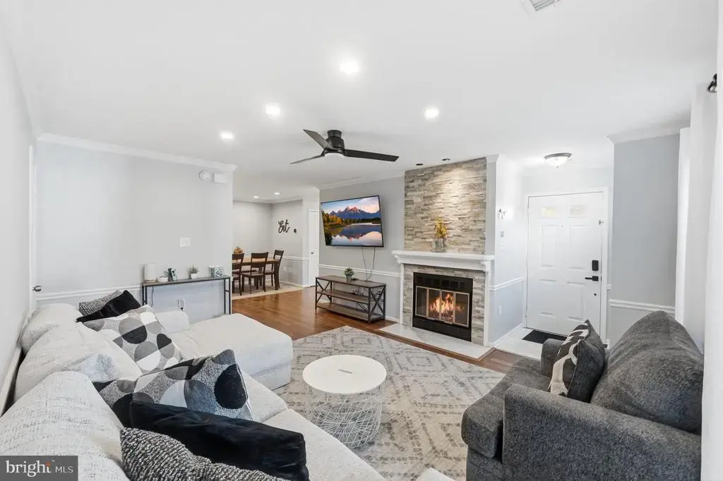 12283 Wadsworth Way, WOODBRIDGE