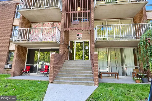 7983 Riggs Rd, Hyattsville