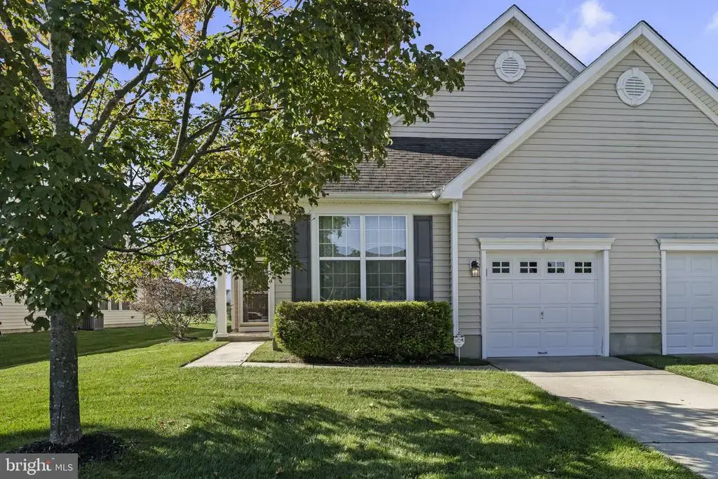 37 E Dehart Ave, CLAYTON