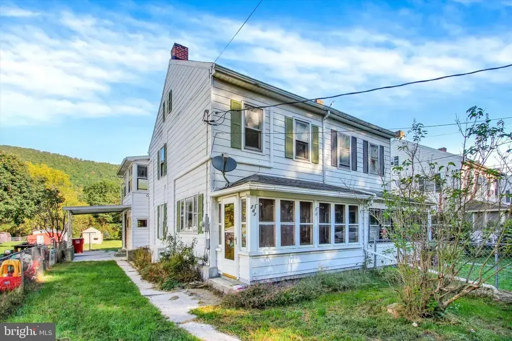 241 Pine Grove Rd, GARDNERS