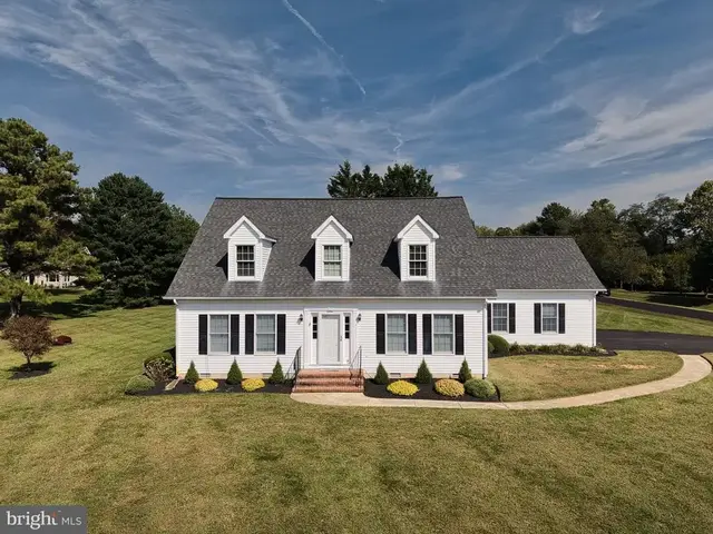200 Quail Run Dr, Centreville