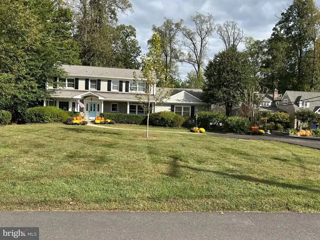15117 Rosecroft Rd, ROCKVILLE