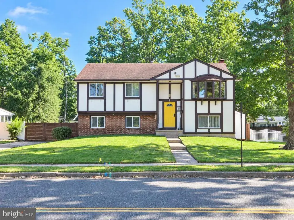 31 White Birch Rd, TURNERSVILLE