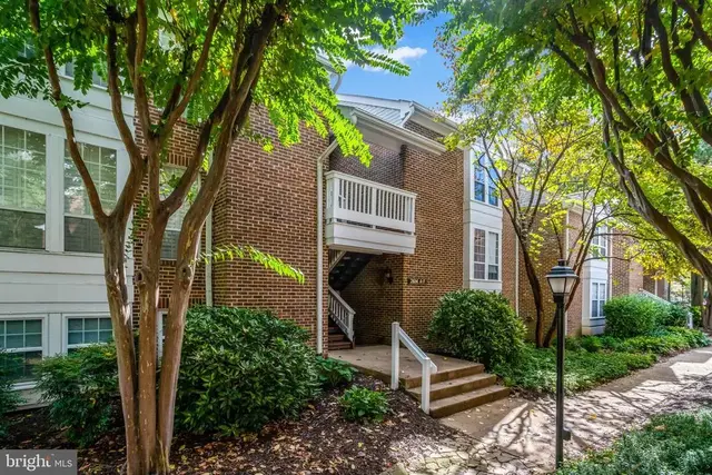 2614 S Arlington Mill Dr #6, Arlington