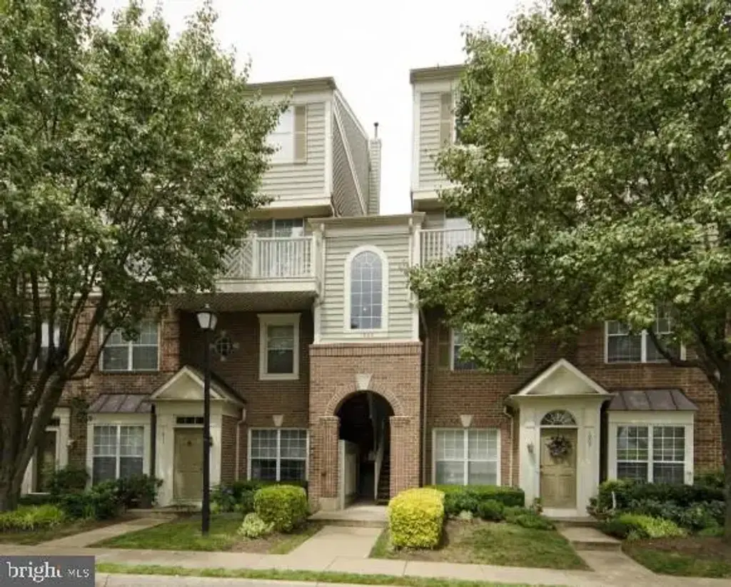 1809 Kenwood Ave #301, ALEXANDRIA
