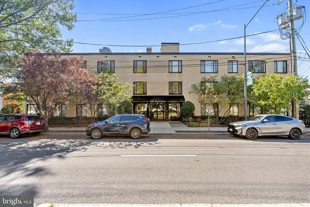 5112 Macarthur Blvd Nw #108, WASHINGTON