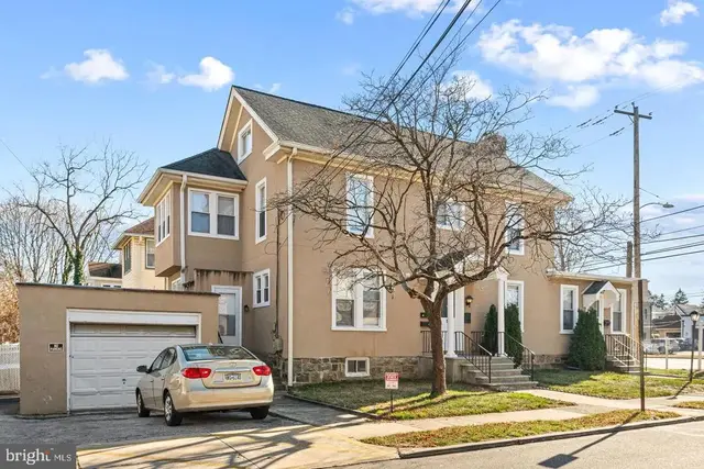 1 N Linden Ave #2nd Floor, Upper Darby