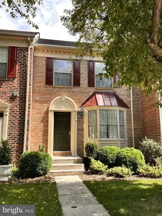 19 Old Forge Grth, Sparks