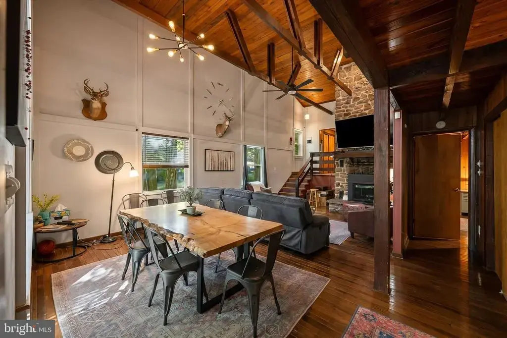 50 Split Rock Rd, LAKE HARMONY