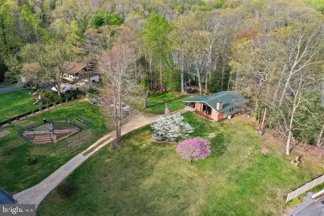 27273 Holly Ln, Mechanicsville