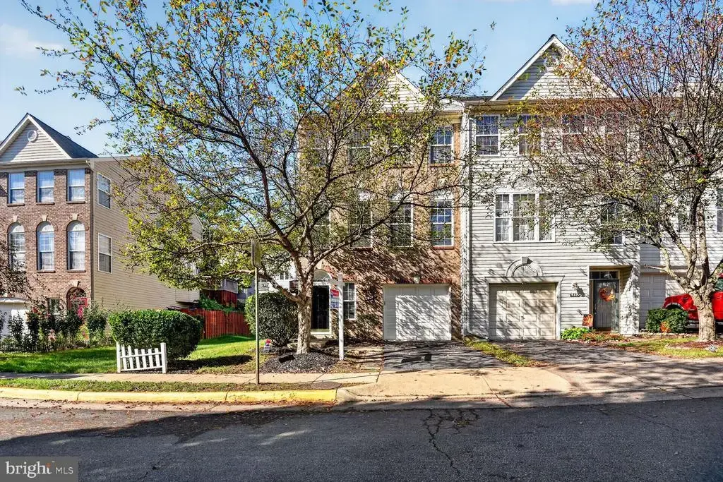 6334 James Harris Way, CENTREVILLE