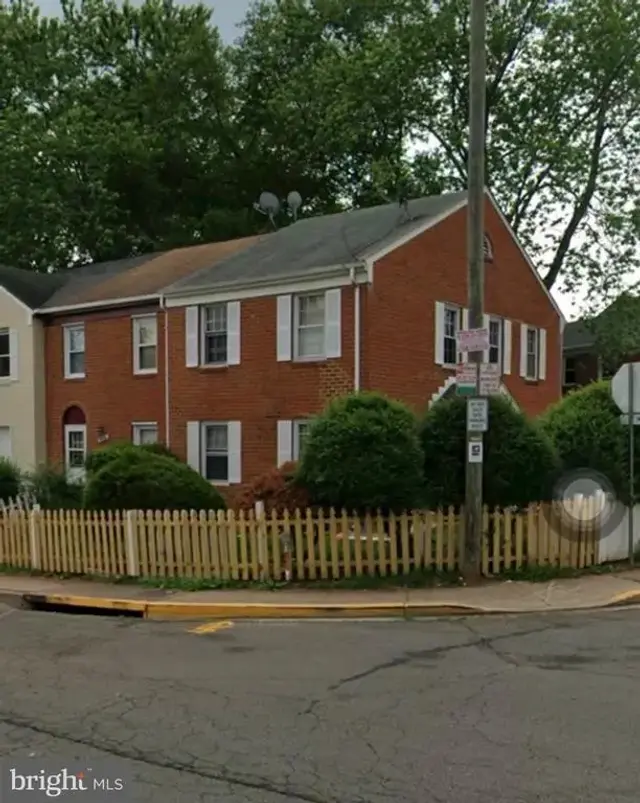 9826 Buckner Rd, Manassas